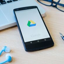 Cómo liberar espacio en Google Drive, Gmail y Fotos fácilmente (Foto: Freepik)