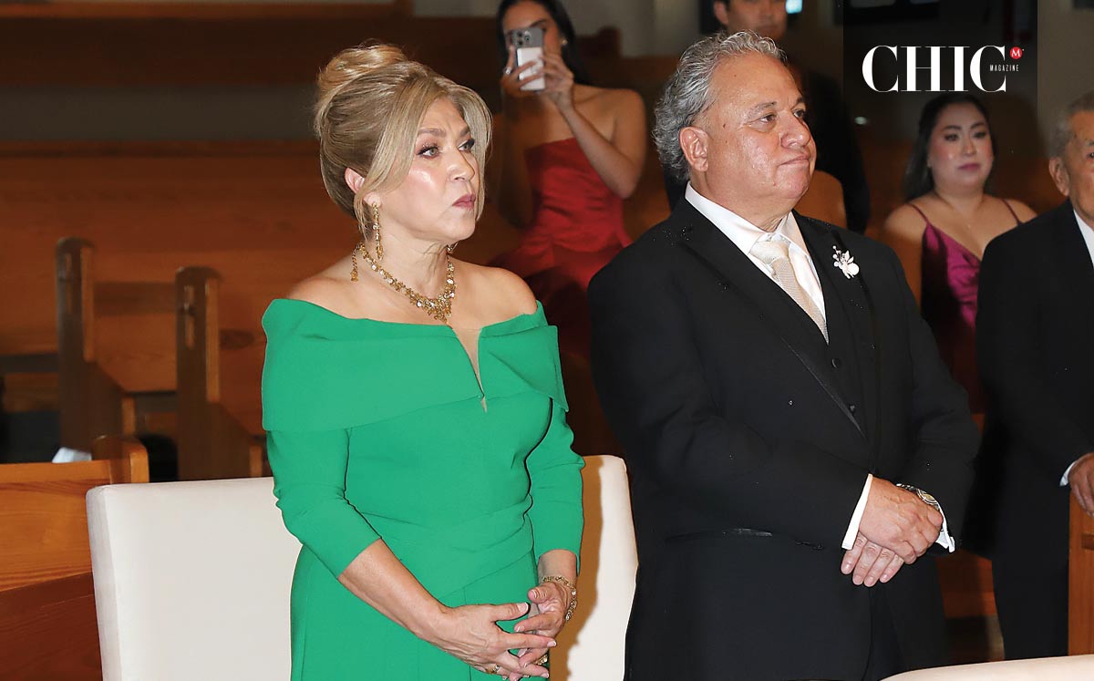 Papás de la novia. Sandra Acosta de Martínez y Luis Lauro Martínez