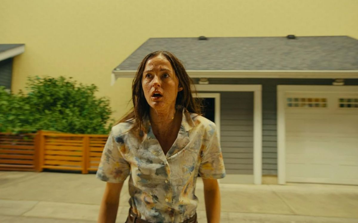 ¿Qué clasificación tiene “Backrooms” de A24? (Foto: A24)