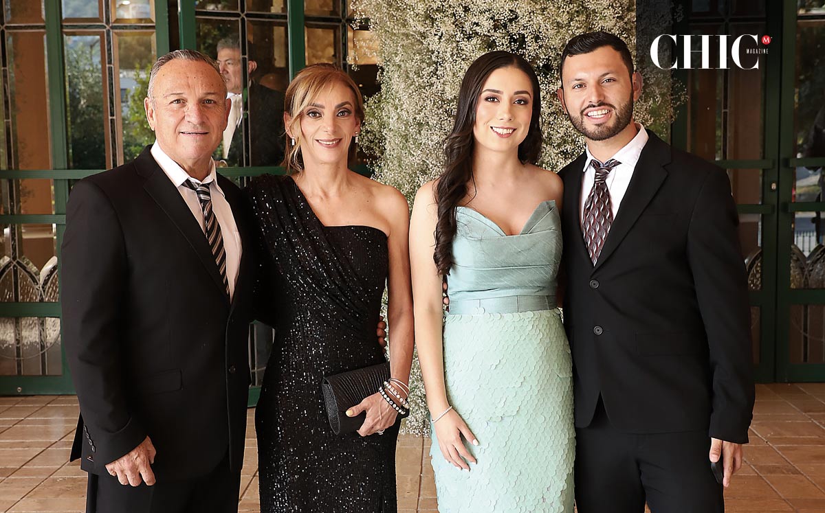 Roel Román, Marcela Escamilla, Janeth Cavazos y Roel Martínez