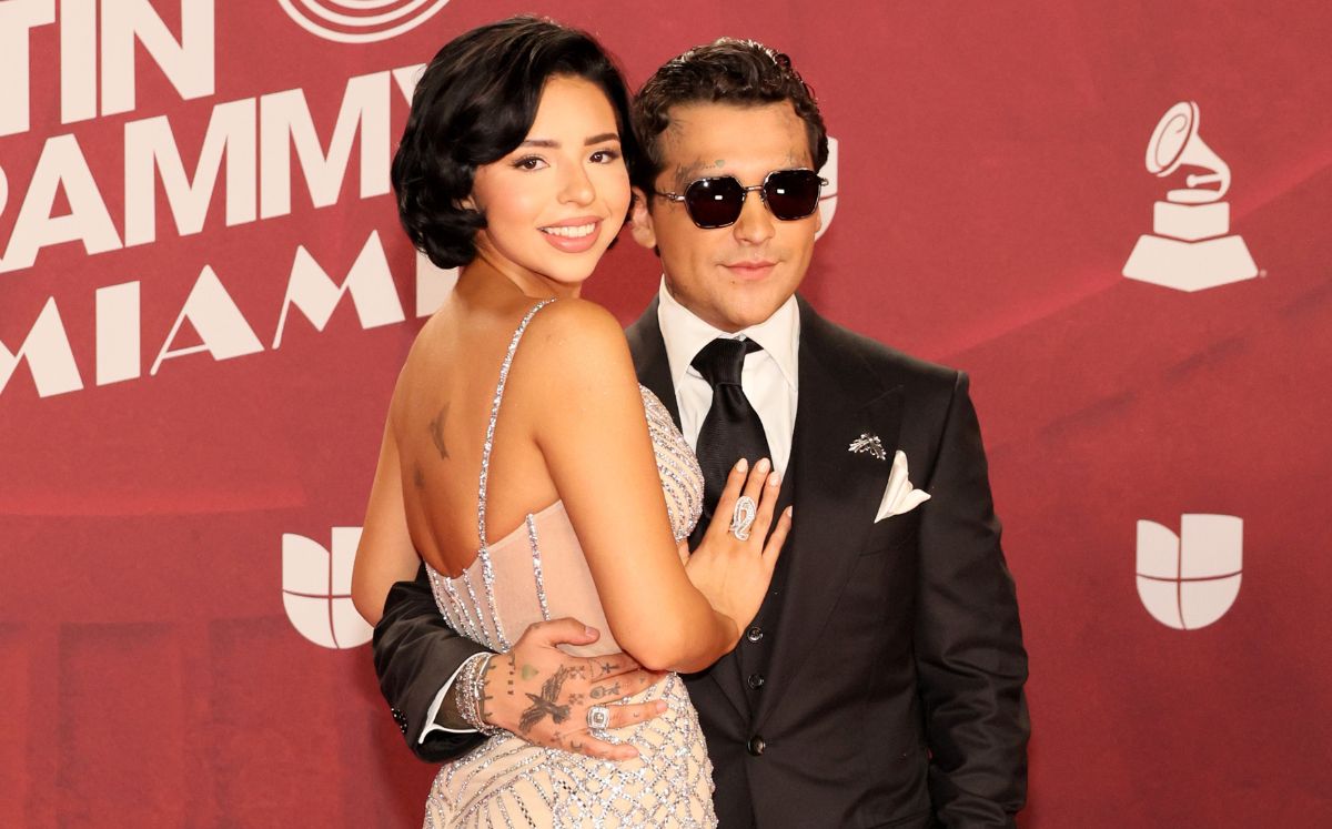 Así fue la inesperada aparición de Ángela Aguilar junto a Christian Nodal en la Plaza de Toros (Foto: Getty Images)