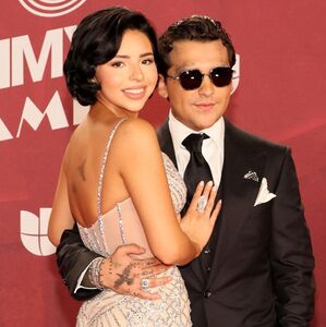 Así fue la inesperada aparición de Ángela Aguilar junto a Christian Nodal en la Plaza de Toros (Foto: Getty Images)