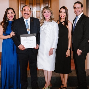 Con una mirada global, el Dr. Jorge Ocampo Candiani continúa impulsando la evolución de la dermatología. / Foto: Cortesía
