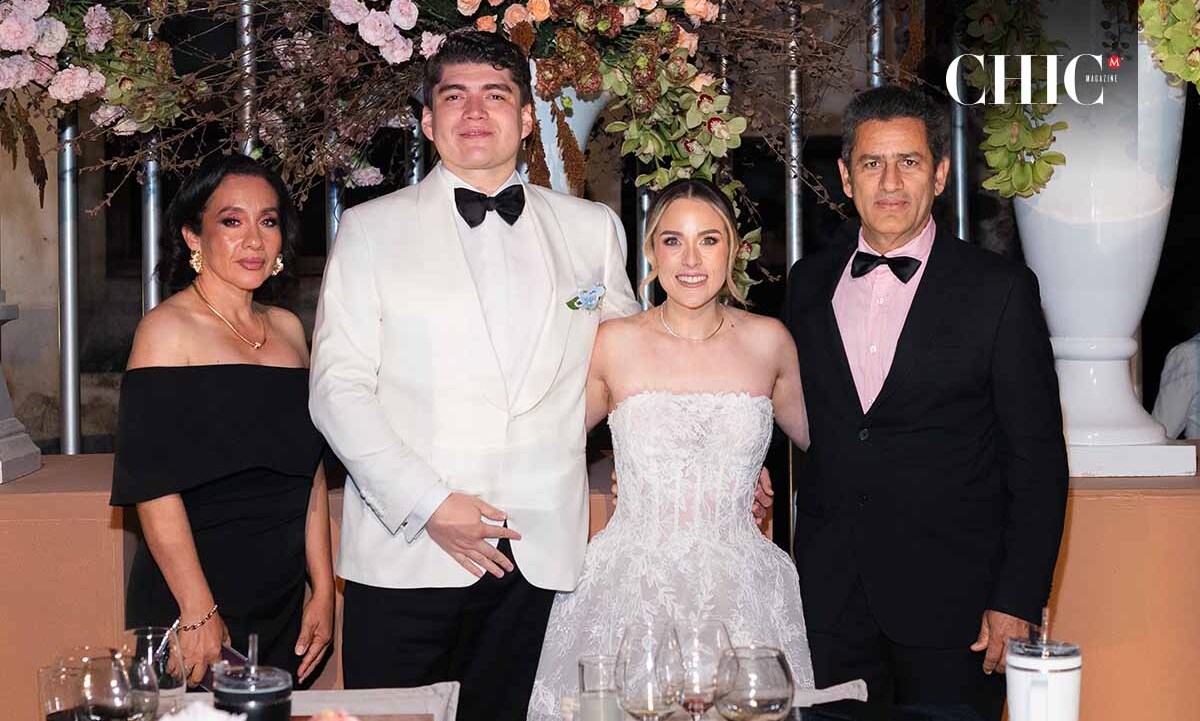 Reyna García, Roberto Rodríguez, Astrid Chávez y Ramiro Delfín
