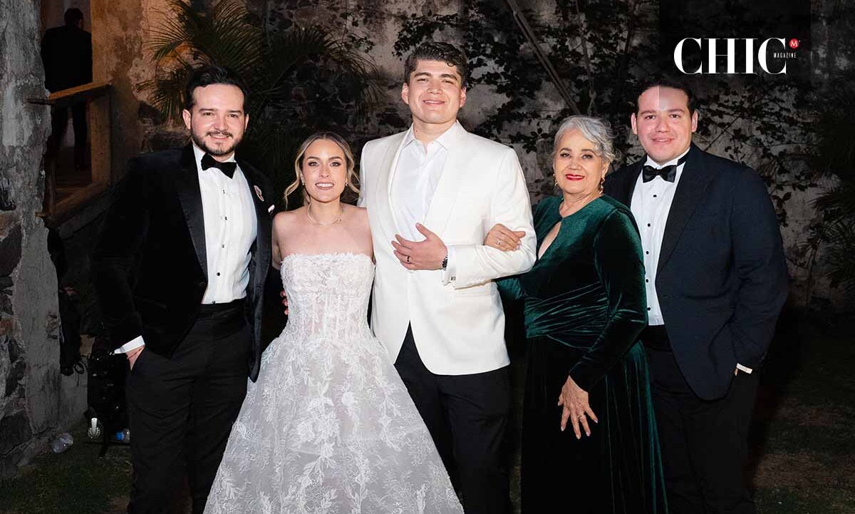 Andrés Peña, Astrid Chávez, Roberto Rodríguez, Carmen Julia Delfín y Rolando Peña