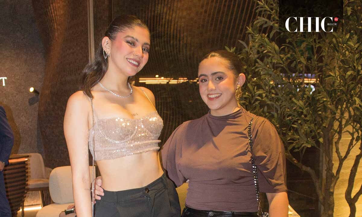 Julieta Velázquez y Regina Reyes