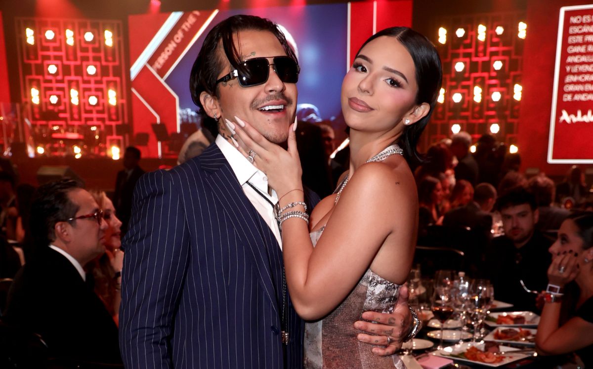 Ángela Aguilar presume nuevo anillo; ¿es un regalo de Christian Nodal? (Foto: Getty Images)