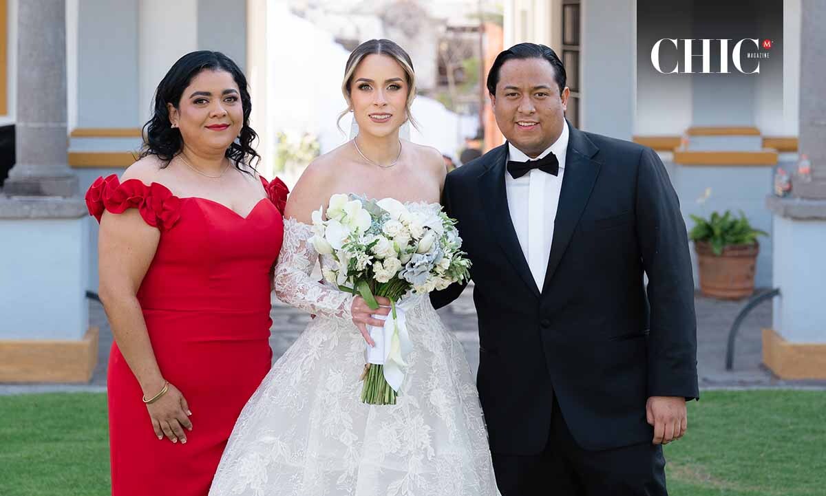 Alina Chávez, Astrid Chávez y Rafael Chávez