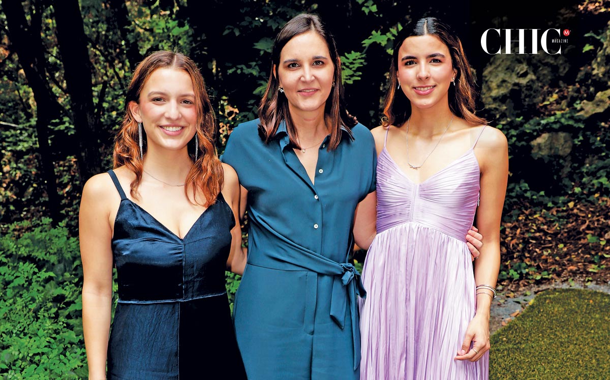 Eugenia Garza, Ana Cecilia Villarreal y Cristina Santisteban