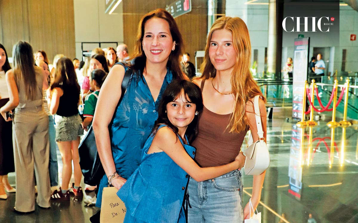 Laura Lozano, Pilar Lozano y Nina Perales