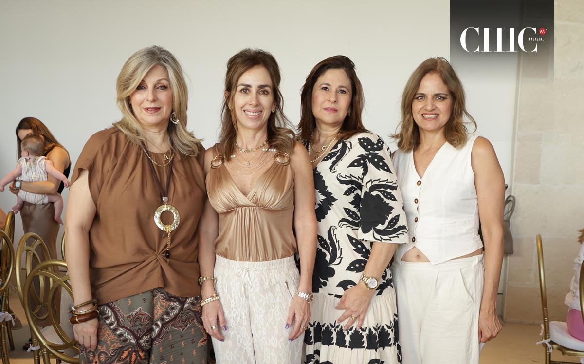 Astrid Martínez, Eva López, Noelia López y Paty
