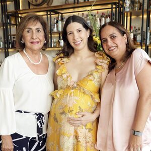 Bertha Aurora, Jimena y Canela