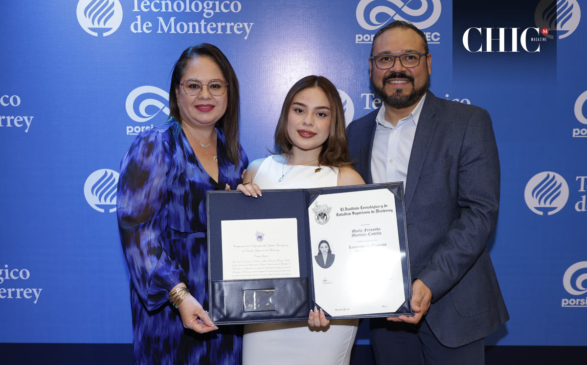 Gaby Castillo, María Martínez y Jesús Martínez