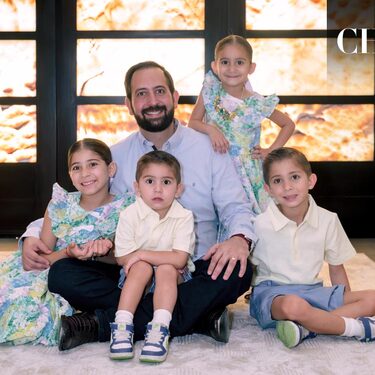 Marcelo Valdés revela que su mayor reto es ser padre de Cordelia, Fátima, Rafael y Marcelo (Foto: David Lack)