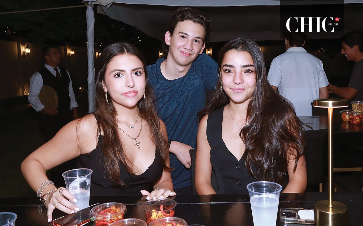 Cordelia Dávalos, Gustavo Romo y Emma Aldape