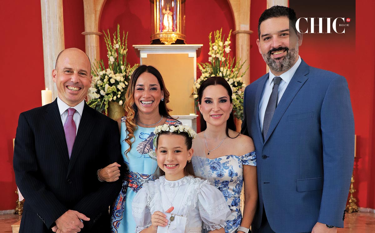 Fernando Morales, Paty Mejía de Morales, Ariadna Marfil, Ramiro Cavazos y Lucía Morales