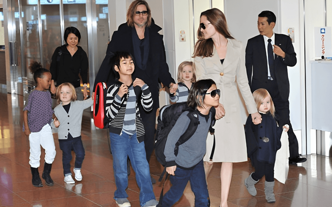 Hijos de Angelina Jolie y Brad Pitt en 2011 (Imagen Getty)