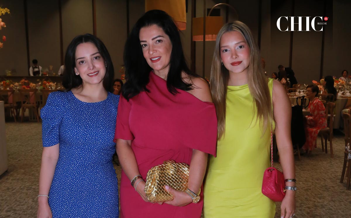 Katia Hernández, Laura Villanueva y Priscila Hernández