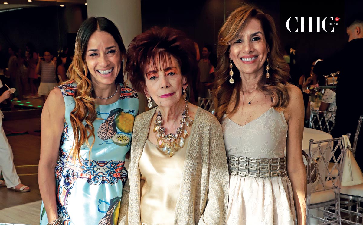 Paty Mejía, Lupita Vara y Olga Mejía