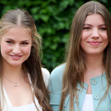 La Princesa Leonor y la Infanta Sofía sorprenden al asistir a un concierto de Bad Bunny (Foto: Getty Images)