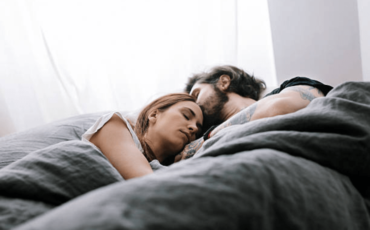 Esto dice la OMS sobre dormir (Imagen Getty)