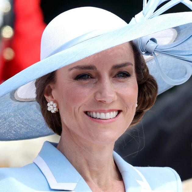 Kate Middleton rinde tributo a Lady Di con vestido azul en el Trooping the Colour 2026 (Foto; Getty Images)