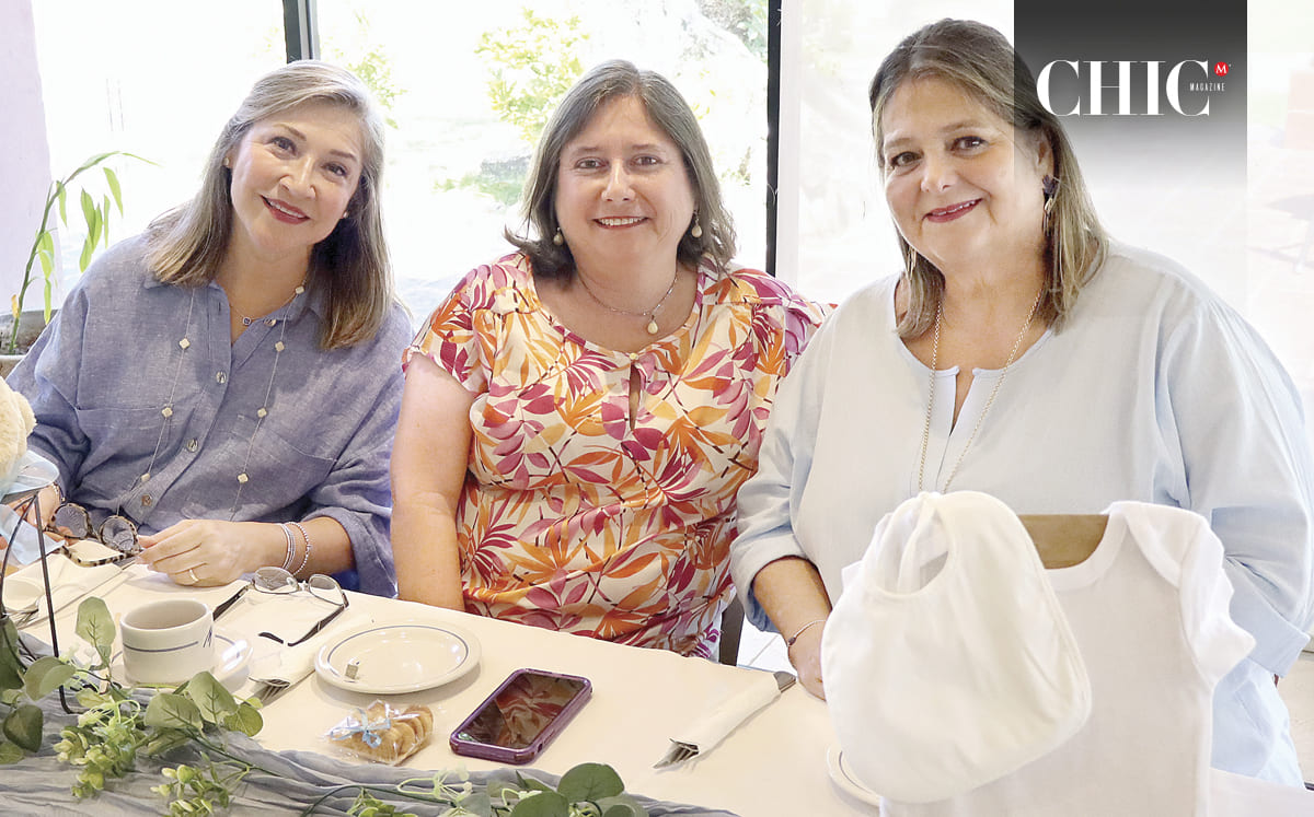Marcela Heredia, Mari Carmen Reyes y Mague Pumajero