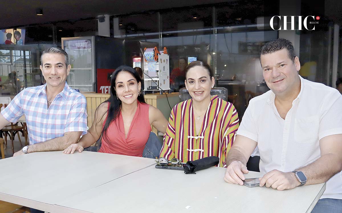 Cesar Reyes, Gloria Alfaro, Marissa Gomez y Eduardo Inguanzo