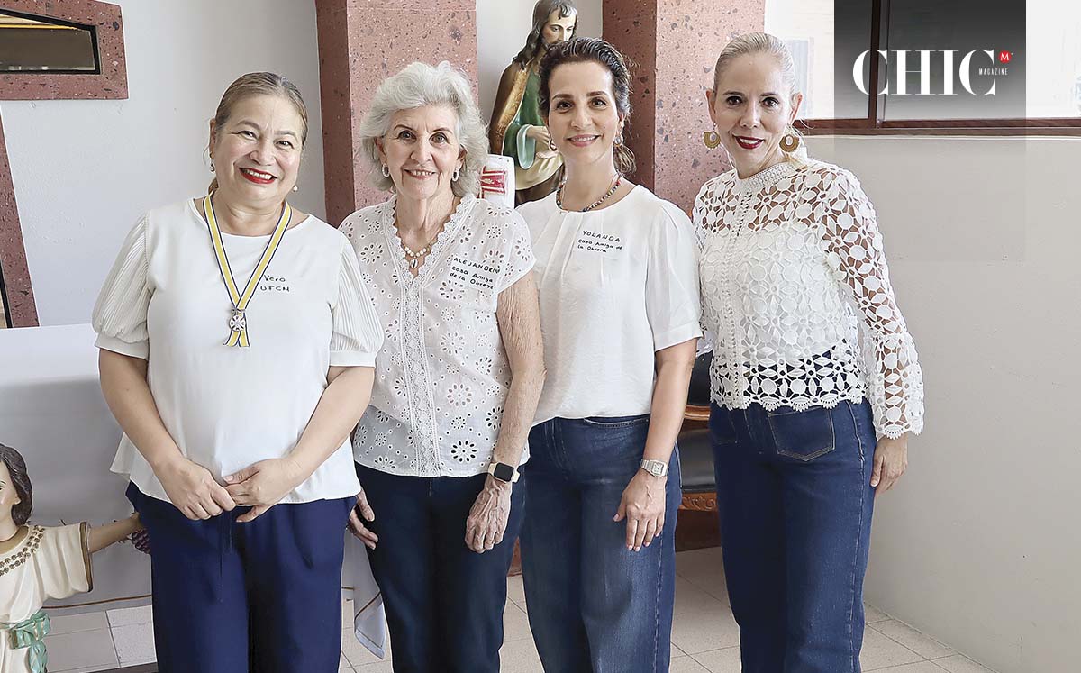 Verónica Burelos ,Alejandrina López, Yolanda Hickman y Tere Gómez