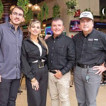 Armando Cano, Iliana Sánchez, Jorge Cano e Iván Cano (Fotos: Hugo Zuviri)