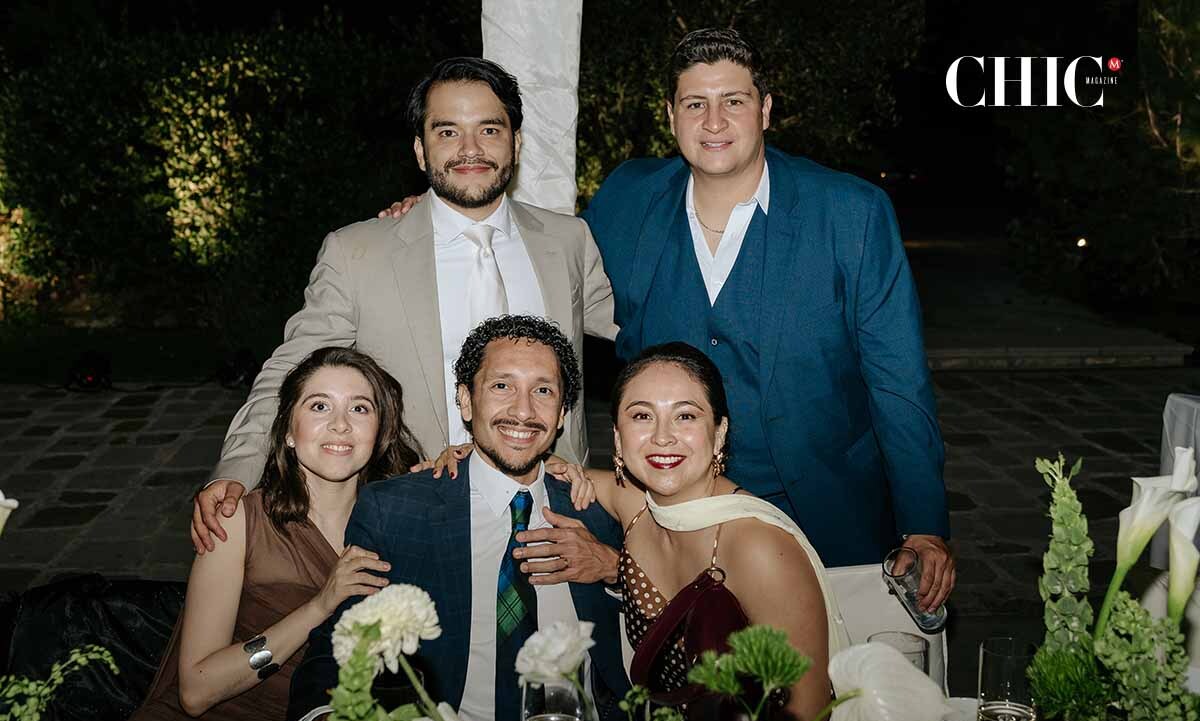 Juan Servín, Sylvia Cortes, Alejandro Pérez, Pedro Vargas y Maris José Luna