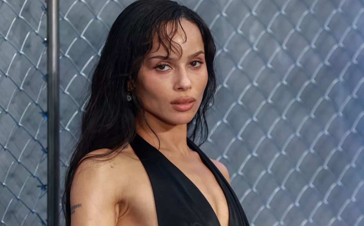 Zoë Kravitz desata rumores de infidelidad tras ser vista con otro hombre en concierto de Harry Styles (Foto: Getty Images)