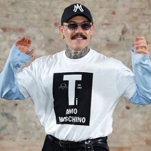 ¿Por qué Adrian Appiolaza deja Moschino? Lo que se sabe (Foto: Getty Images)