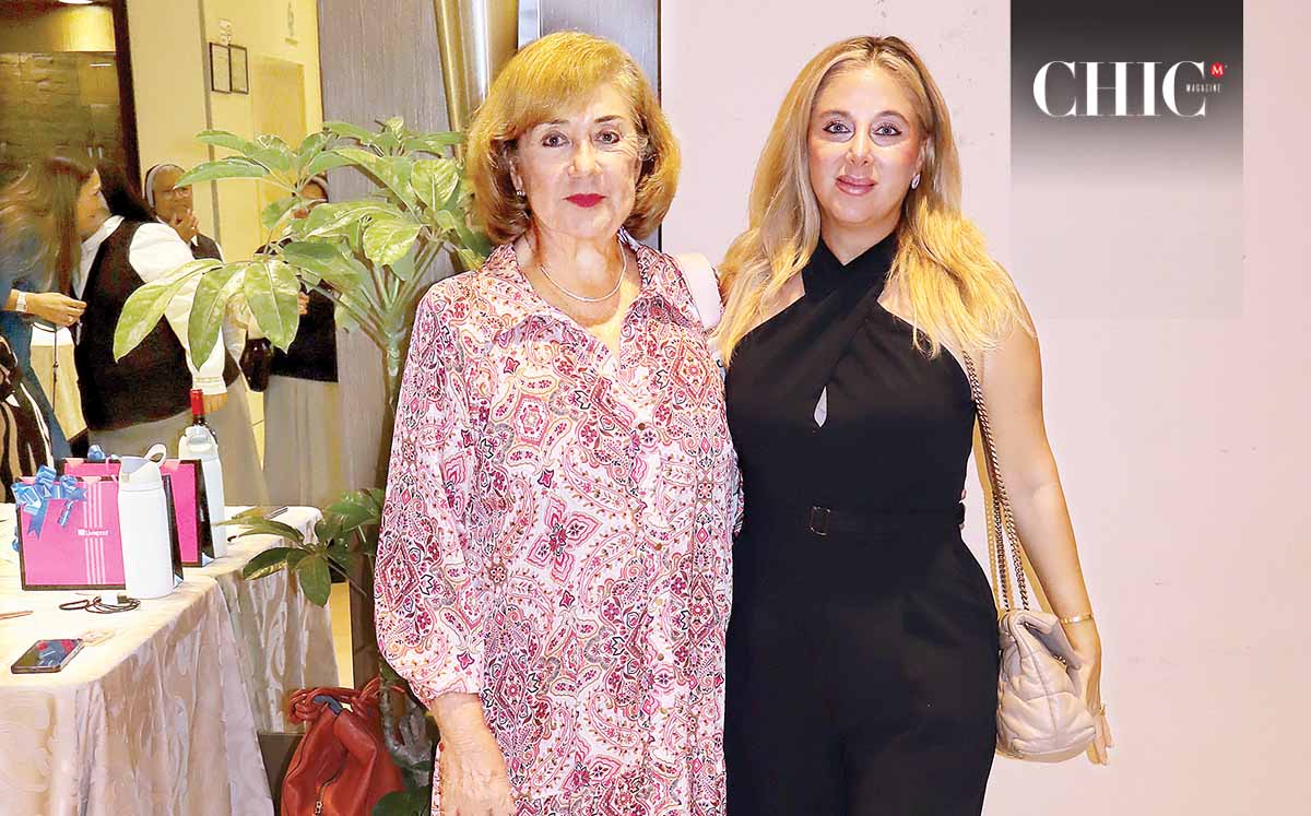 Alicia de Leal y Andrea Leal