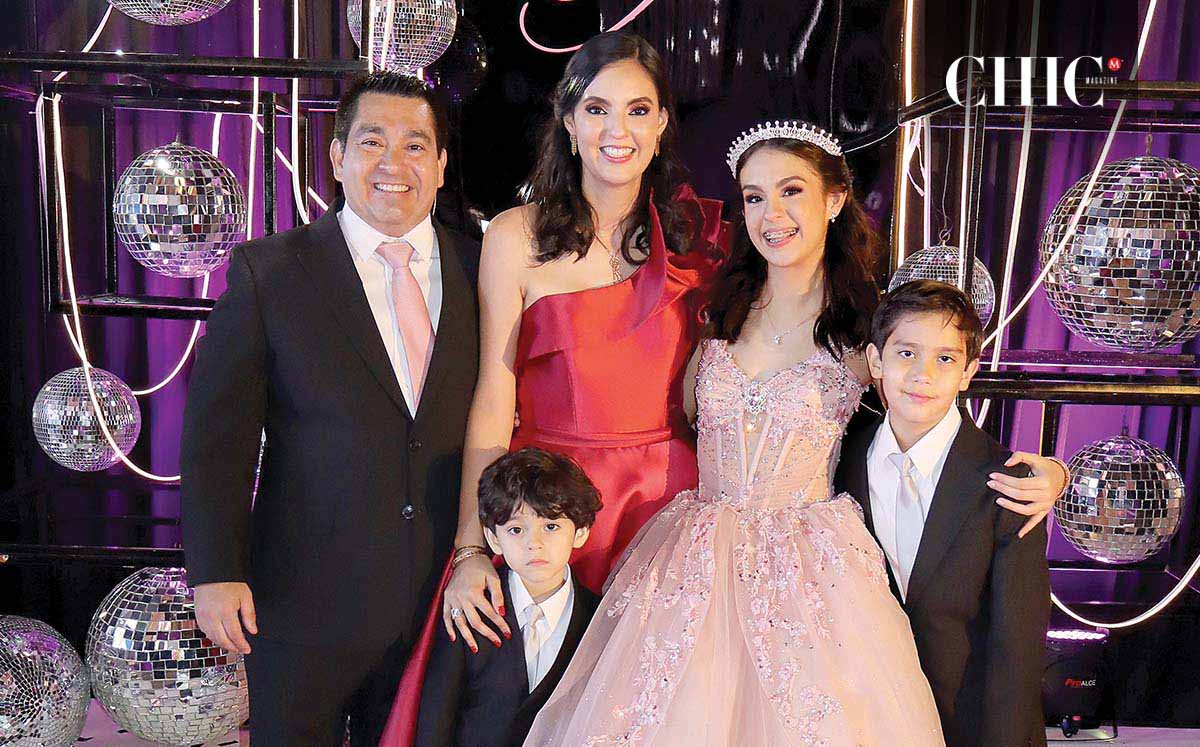 Jorge Aguayo, Marina Lomelín, Abelardo Aguayo, Eugenia Aguayo y Jorge Aguayo