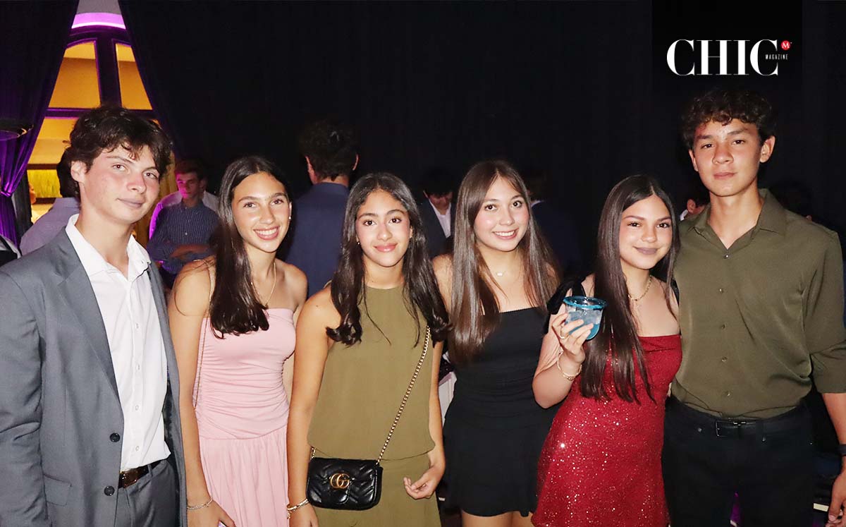 Fernando Barnetche, Jaqueline Nasrallah, Montserrat Cervantes, Julieta Gutiérrez, Carlota Chavez y Andrés Varela