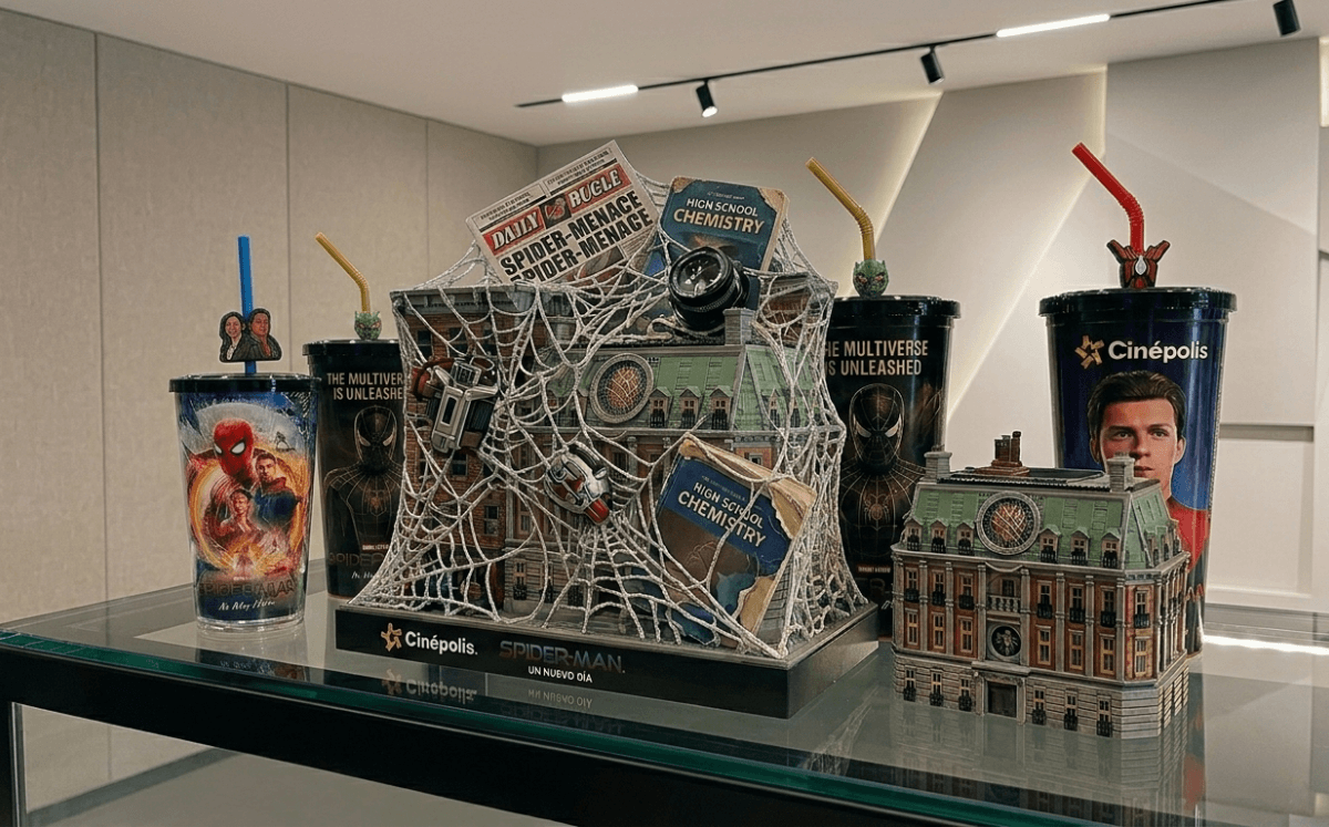 Palomera y vasos coleccionables de "Spider-Man: Un Nuevo Día" (Foto:IA)