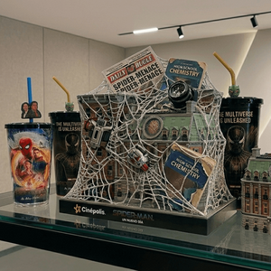 Palomera y vasos coleccionables de "Spider-Man: Un Nuevo Día" (Foto:IA)