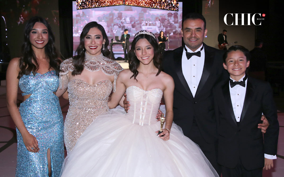 Sofía, Claudia, Valentina, Gerardo y Gerardo