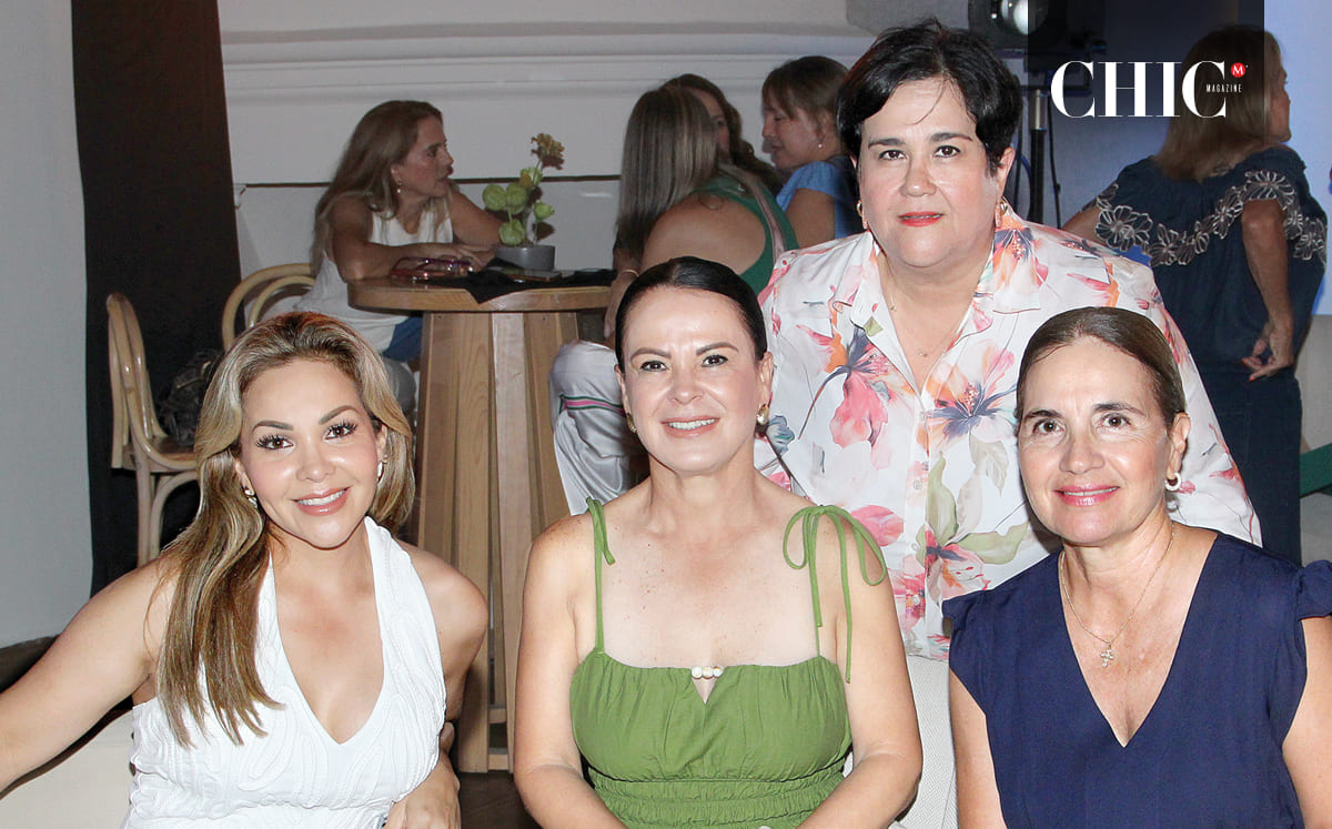 Mely de Luna, Maricela de Larraga, Olivia de Castillo y Lily de Esteve