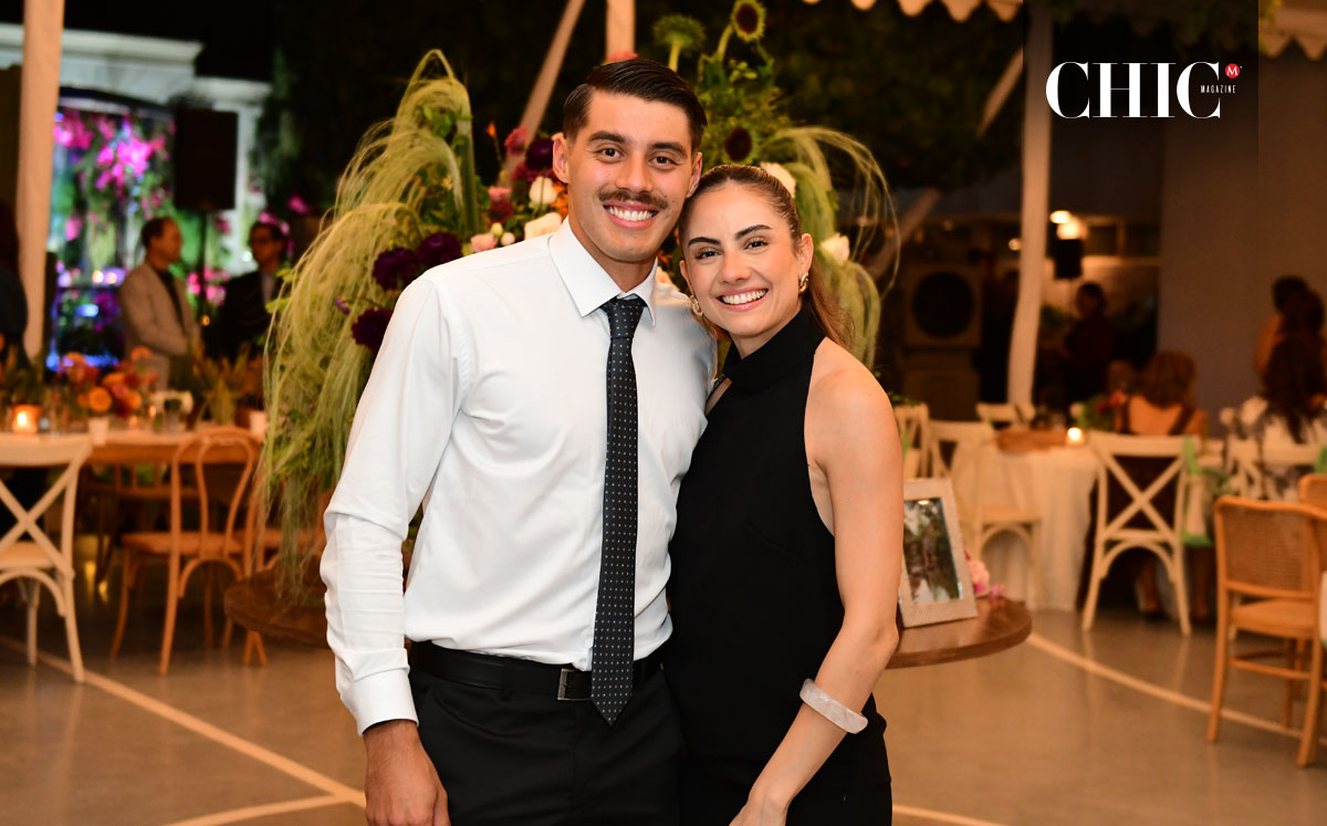 Gianluca Reynafe y Jimena Mijares