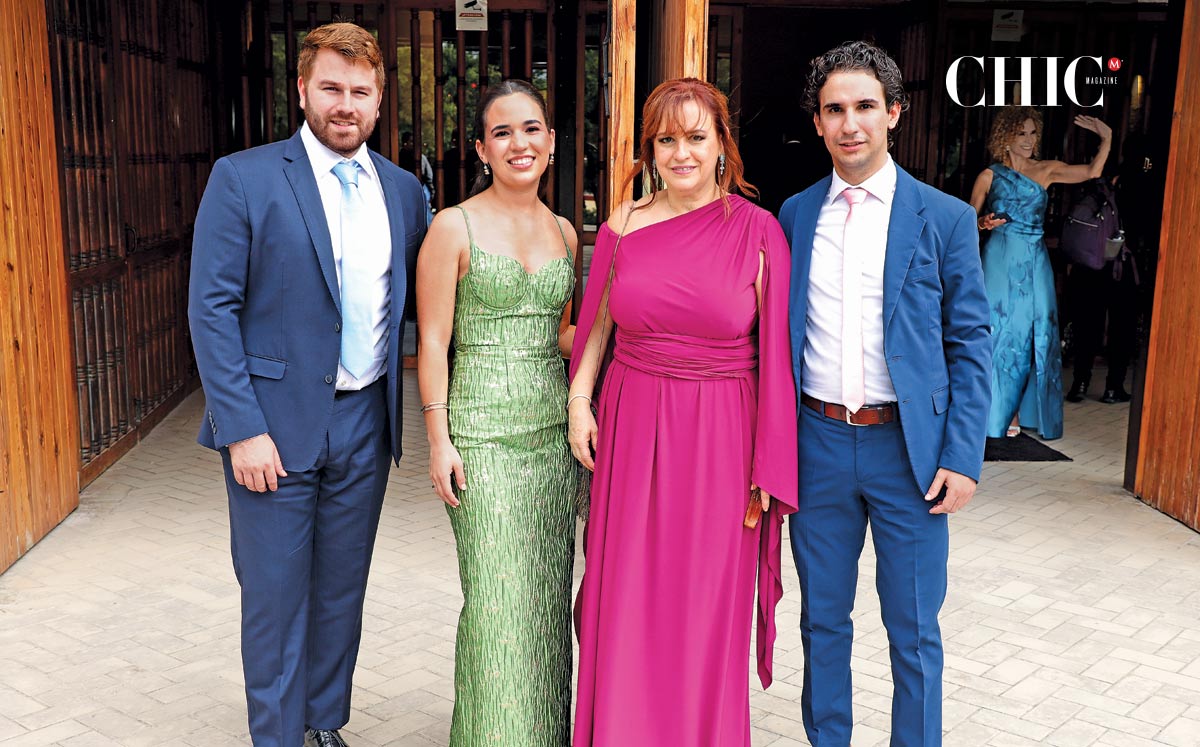 BenjamÍn Eng, María Andrea Llaguno, Irma Lydia Llaguno y Fernando Llaguno