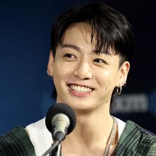 Condenan a prisión a mujer que acosó a Jungkook, miembro de BTS (Foto: Getty Images)