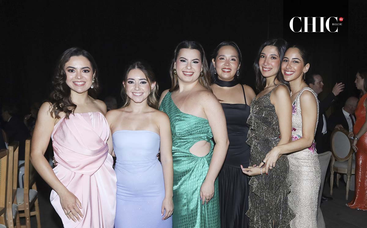 Marifer Carrillo, Marijose Murillo, Sofia Aragón, Regina Hinojosa, Mónica Arriaga y Leyla Feres