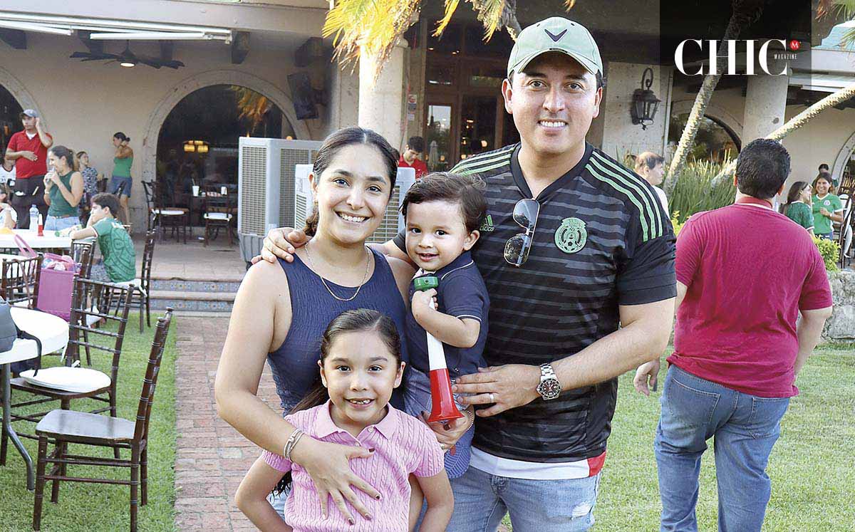 Fran de Villarreal, Ximena Villarreal, Alexander Villareal y Jorge Villarreal