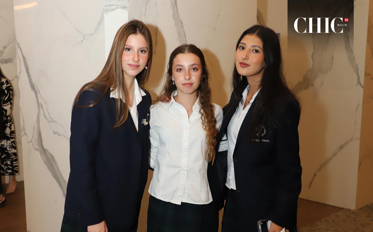 Romina Alanís, Carlota Fernández y Camila Estrada