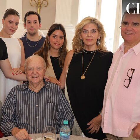 Mundo Rodríguez, Raquel Rodríguez, Santiago Calderón, Camila Rodríguez, Erika Brunell, Mundo Rodríguez y Edmundo Rodríguez. Fotos: Daniel Saldívar