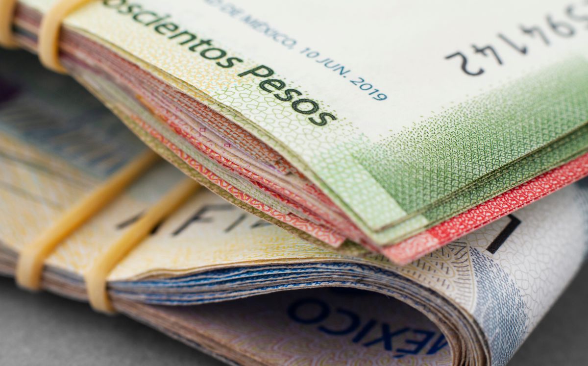 Todo sobre el nuevo requisito para depositar efectivo en México (Foto: Freepik)