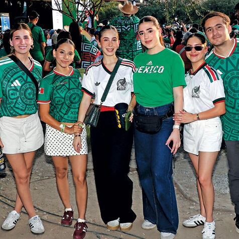 Tabatha Doria, Samantha García, Ximena Castro, Andrea Cantú, Elsa Páez y Rubén González. Fotos: Daniel Saldívar