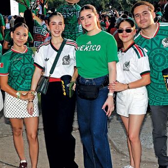 Tabatha Doria, Samantha García, Ximena Castro, Andrea Cantú, Elsa Páez y Rubén González. Fotos: Daniel Saldívar
